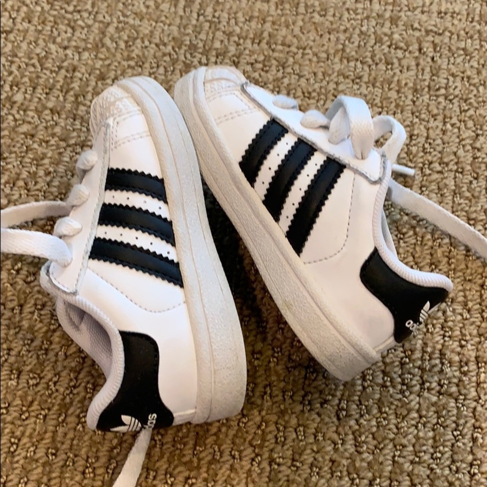 Adidas baby shoe - Picture 6 of 8